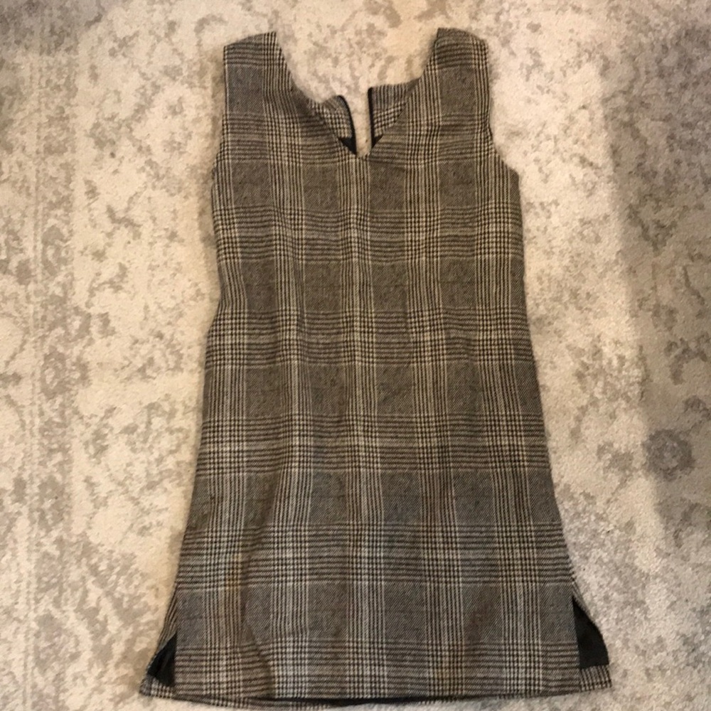 Never worn!! Gorgeous wool dress with liner